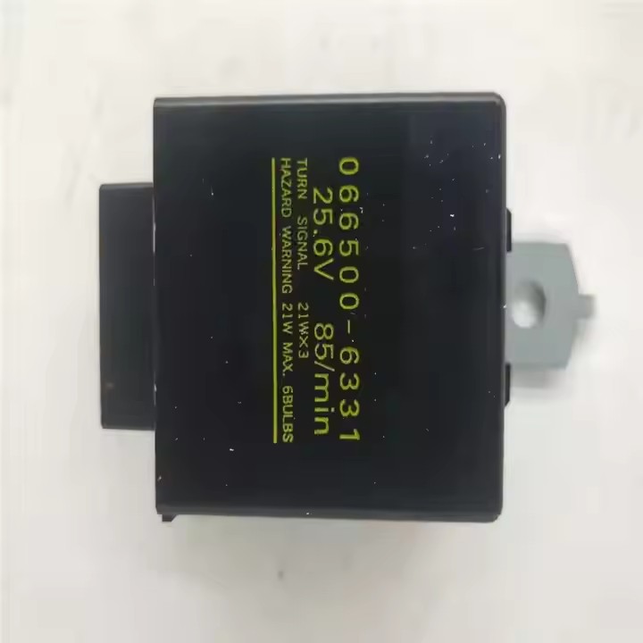 High Quality 6HK1 6HH1 Spare Parts 1834700601 066500-3722 5 Plug Pin Flasher Relay for Isuzu