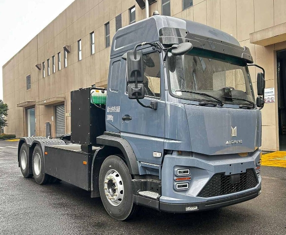 New appearance, high power 612 horsepower Qingling pure electric traction unveiled